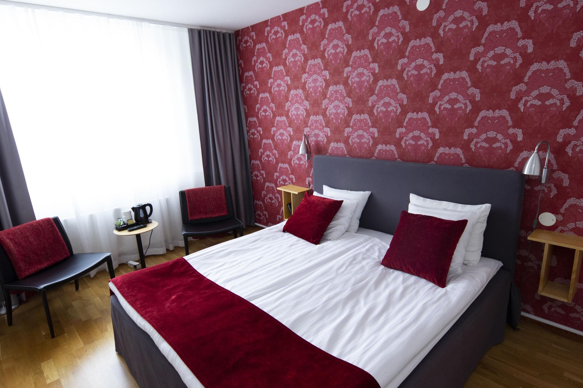 City Central Hotel Oerebro By First Hotels Buitenkant foto