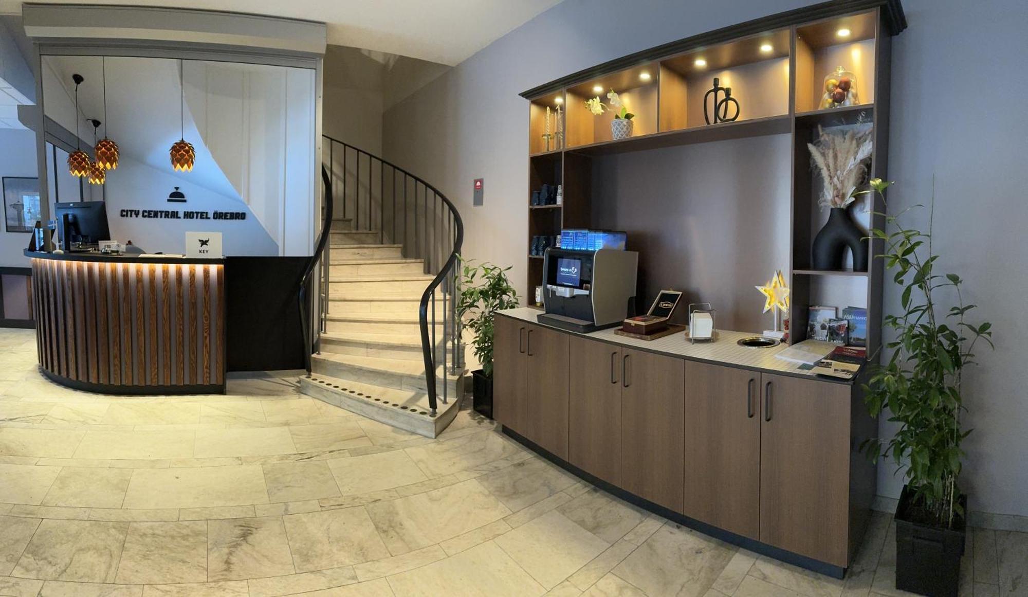 City Central Hotel Oerebro By First Hotels Buitenkant foto